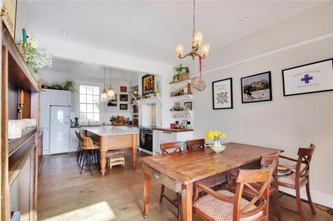 Kitchen/Dining