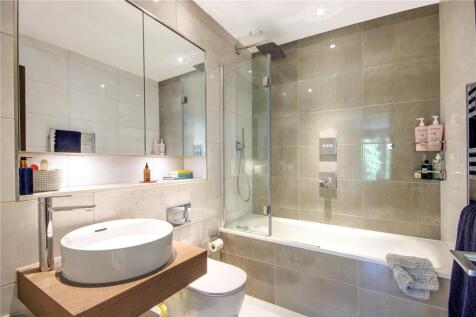 En Suite Bathroom