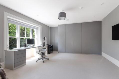 Bedroom/Office
