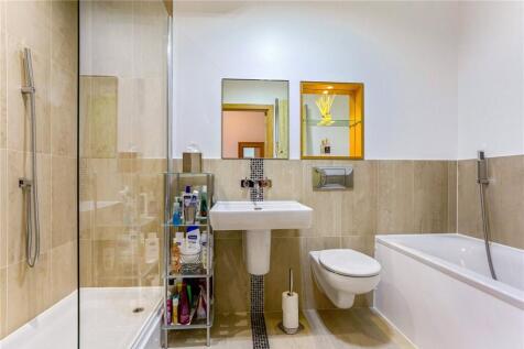 En Suite Bathroom