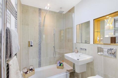 En Suite Shower Room