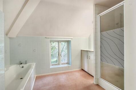 Bath &amp; Shower Room