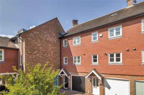2 Cumberland Mews