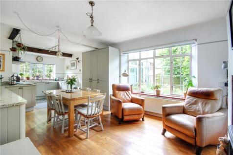 Kitchen/Diner/Family