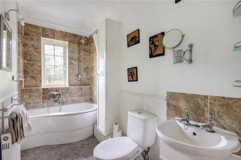En Suite Bathroom