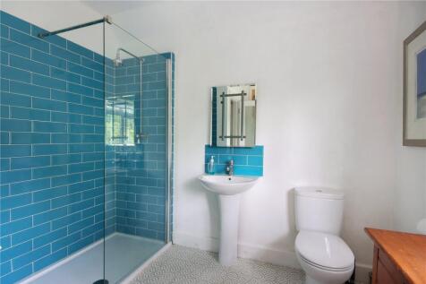 Family Shower Room