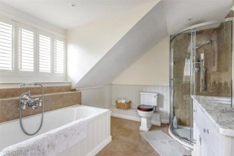 En Suite Bathroom