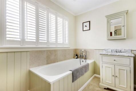 En Suite Bathroom