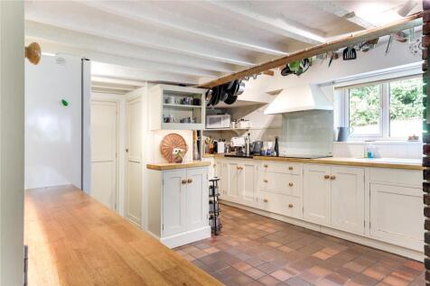 Kitchen/Breakfast Rm