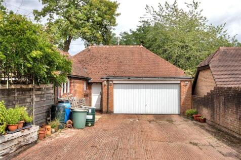 Garage &amp; Studio