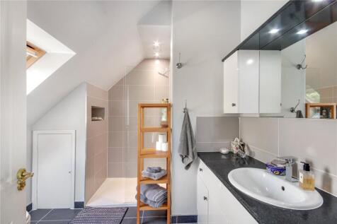 En Suite Shower Room