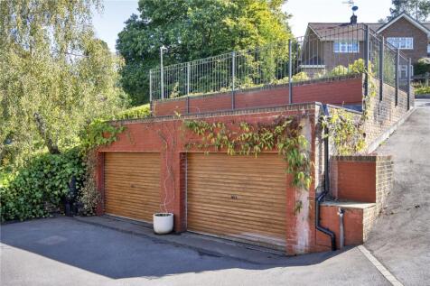 Garage &amp; Parking