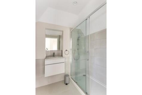 En Suite Shower Room