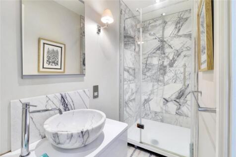 En Suite Shower Room