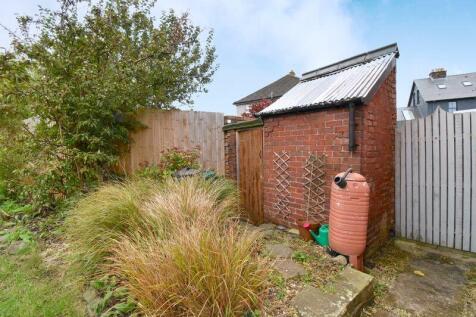 Garden- Outdoor Loo