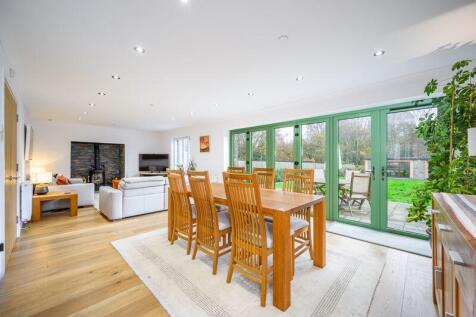 Dining/Sitting Room