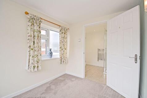 Ground floor bedroom/playroom/study