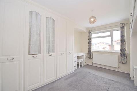 Principal bedroom