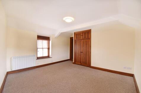 Principal bedroom