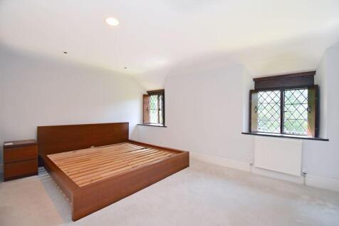 Principal bedroom 