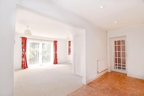 Kitchen/living room 