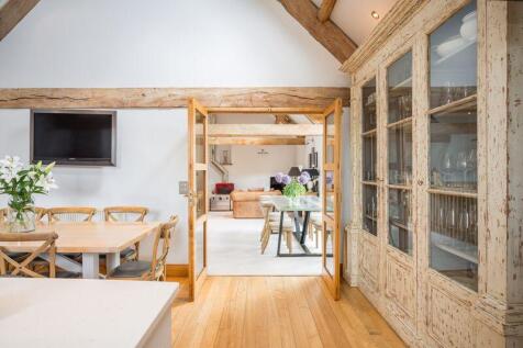 Kitchen / Breakfast Room