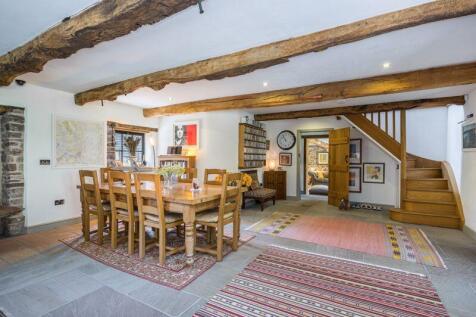 Kitchen / Dining / Family Room