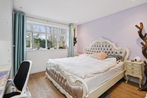 Fourth Bedroom