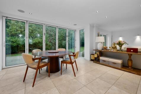 Dining/Family Room