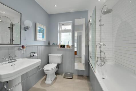 Famiyl Bathroom