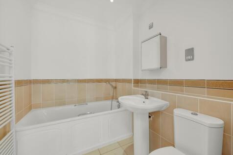 Main En Suite