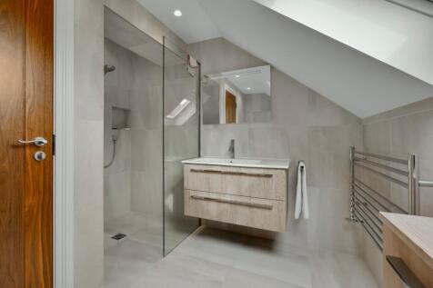 Fourth En Suite