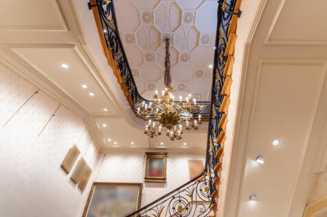 Galleried Hall