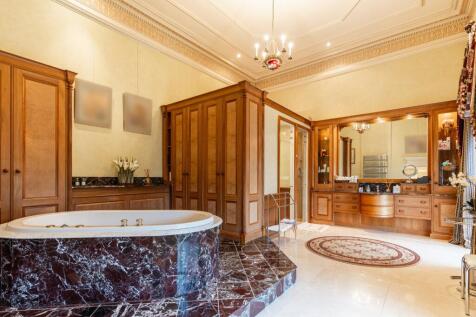 Duel En Suite