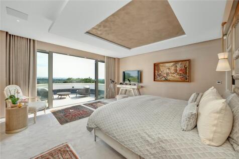 Principle Bedroom