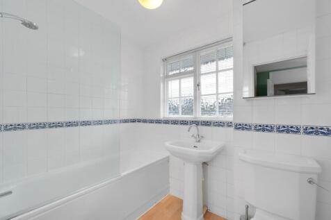 Main En Suite