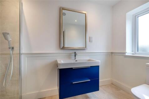 Bedroom 2 En-Suite