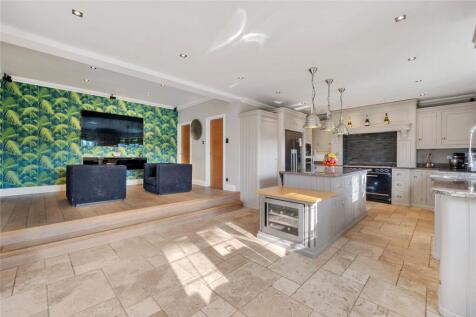 Kitchen/Family Room
