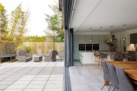 Kitchen/Patio