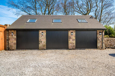Triple Garage