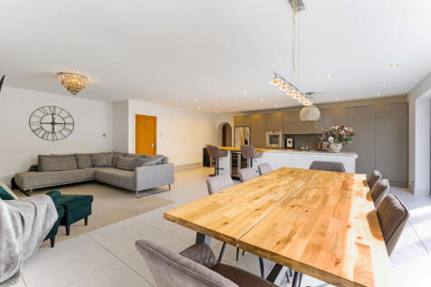Kitchen/Living/Diner