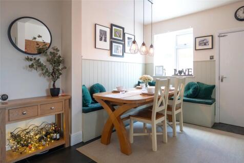 Breakfast Room