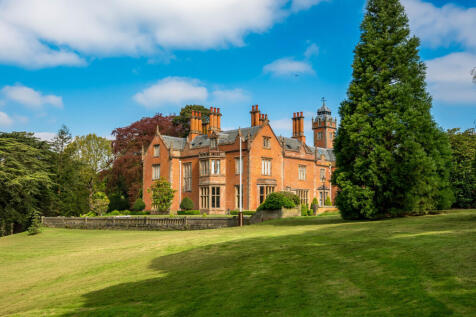 Norcliffe Hall