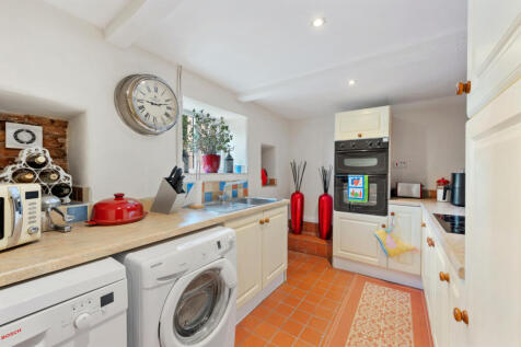 Cottage Kitchen