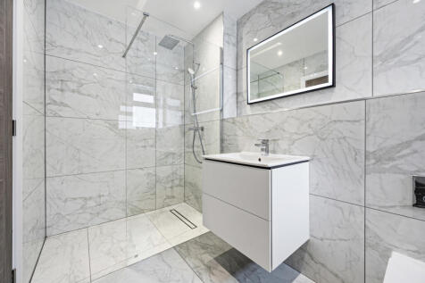Bedroom 4 En-Suite