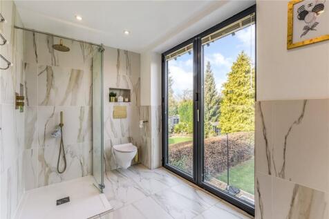 Bedroom 2 En-Suite