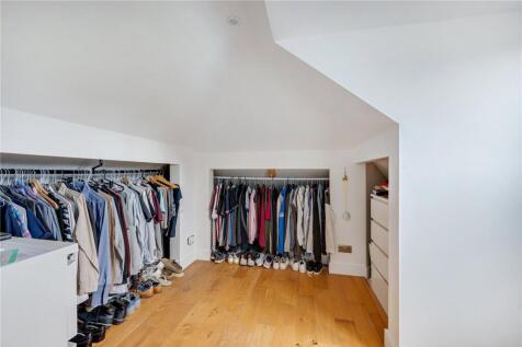 Dressing Room 2