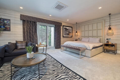 Principal Bedroom