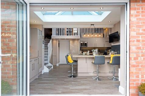 Bi-Fold Windows