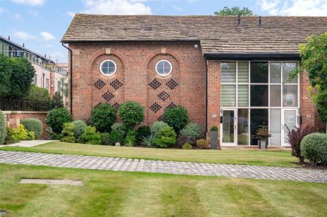 1 Waterloo Barn